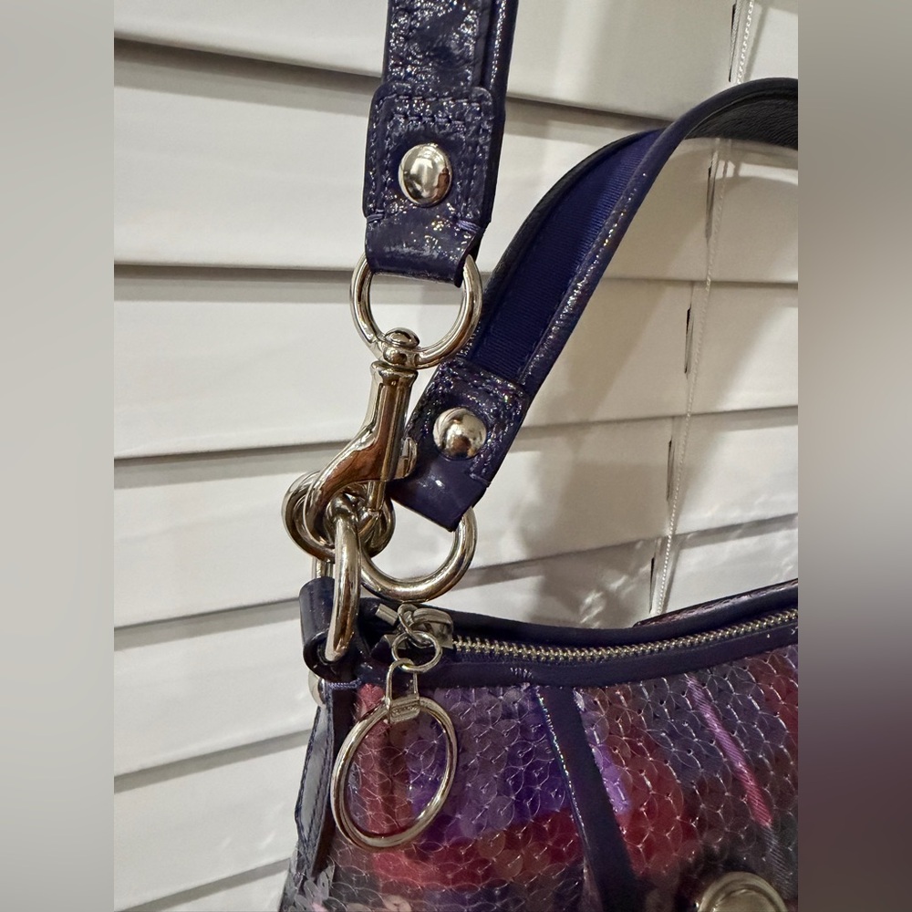 Coach Poppy Tartan Groovy Shoulder Bag! So Cute & Dainty! Definitely Must Buy ๐ - Picture 7 of 11